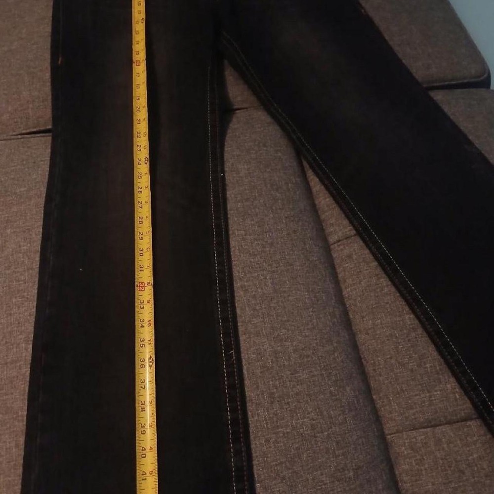 True Religion black jeans with orange budda graphic on the back pocket Size 38 - Picture 2 of 5